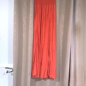 Wide leg pant with slit